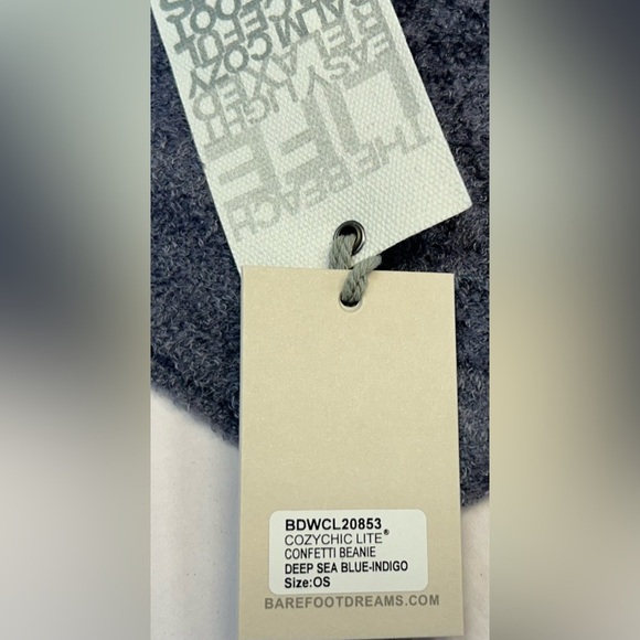 NWT Barefoot Dreams Super Soft CozyChic Confetti Beanie Deep Sea Blue Indigo OS. - Picture 5 of 7
